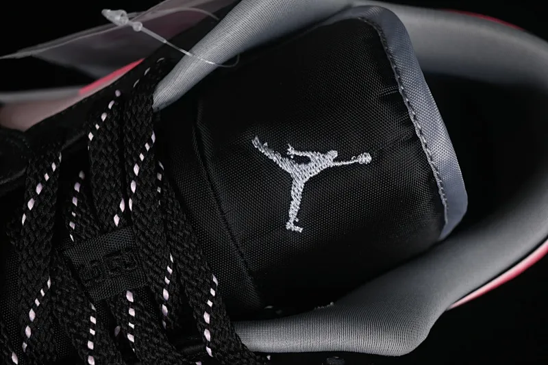 All categories Air Jordan Jordan series basketball shoes Air Jordan 1 Low Air Jordan 1 Low AJ1 Joe 1 Valentine's Day customized low-bang cultural casual sneakers 553558-040